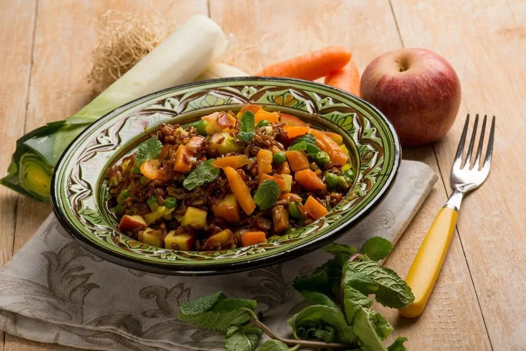 Red Rice With Apple Carrots And Mint Leaf QMXRPQR 1024x684
