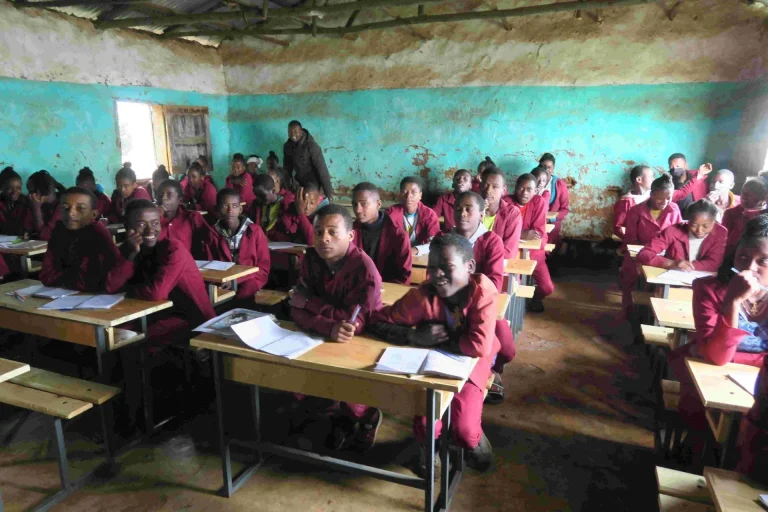 9- old Dorzé classroom